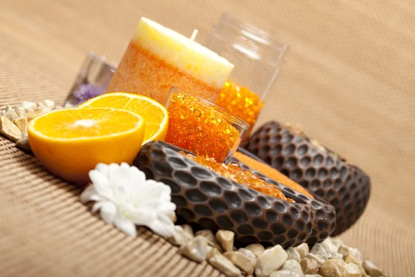 Aromaterapia - Sal de banho de laranja — Fotografia de Stock