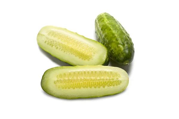 Natuurlijke verse komkommers — Stockfoto