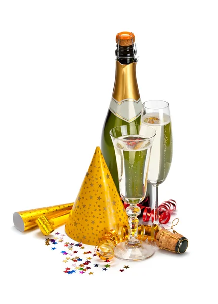 Feliz año nuevo - champán y serpentina — Foto de Stock