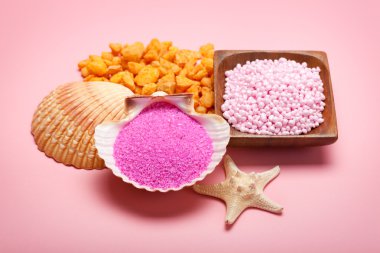 Pink minerals for Spa