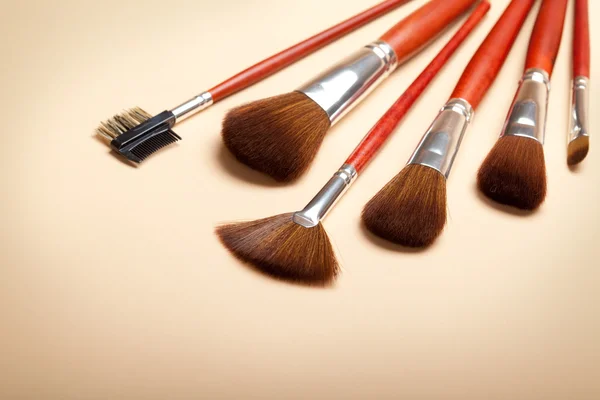 Herramientas de maquillaje profesionales - cepillos — Foto de Stock