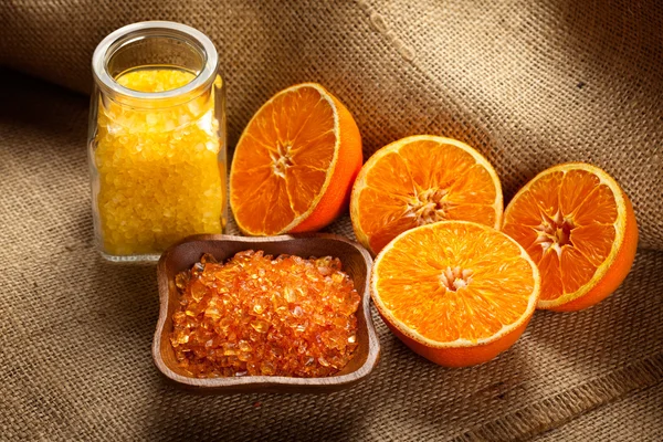 Sal de banho e frutas - Aromaterapia laranja — Fotografia de Stock