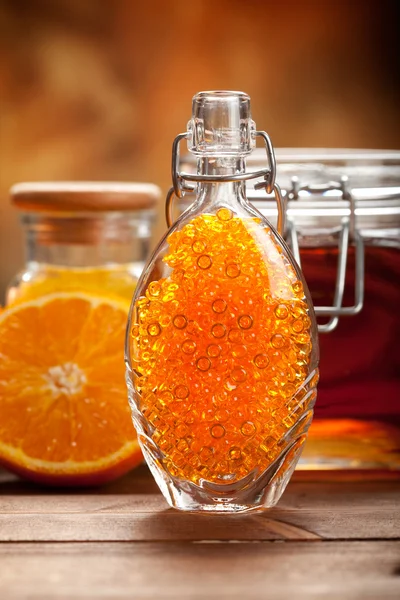 オレンジと蜂蜜 - 天然温泉治療 — ストック写真