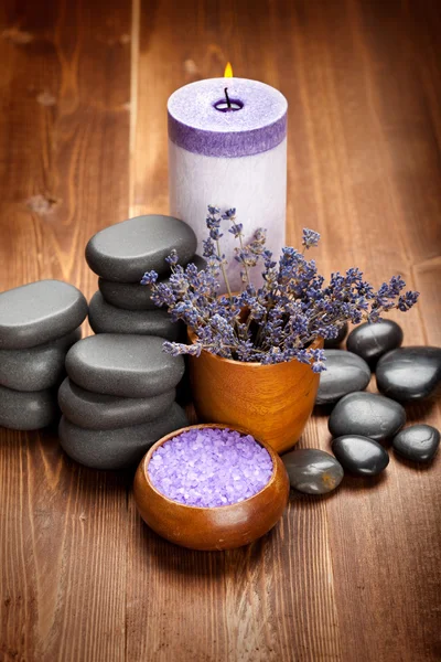 Wellness-Steine - Lavendelaromatherapie — Stockfoto