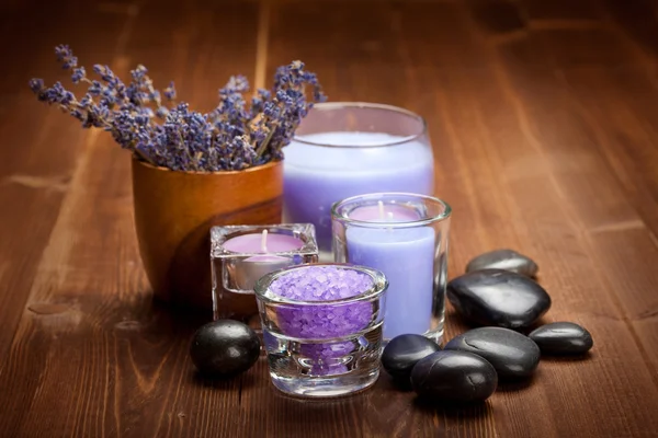 Lavendelbad und Wellness — Stockfoto