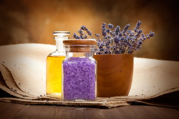 Spa essentials - levendula aromaterápia — Stock Fotó