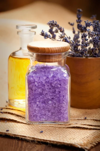 Spa essentials - lavendel Aromaterapi — Stockfoto