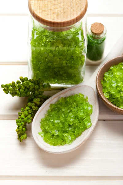Herbal Spa - Green bath salt — Stock Photo, Image