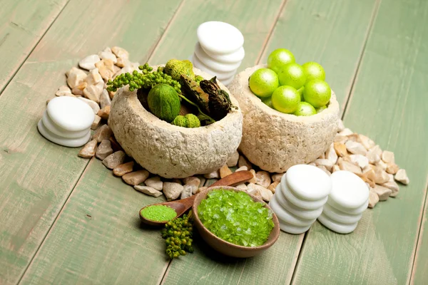 Spa leveranser - mineraler för aromaterapi — Stockfoto