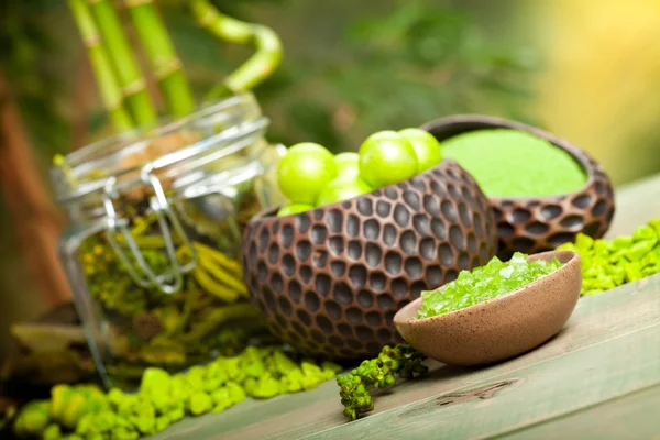 Yeşil spa - için aromaterapi mineral — Stok fotoğraf