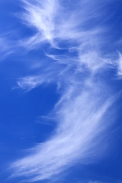 Cielo azul y nubes — Foto de Stock