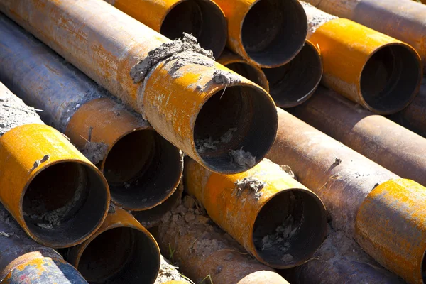 Tubos de acero oxidados, tuberías — Foto de Stock