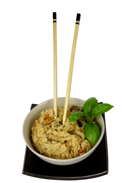 Vegetarisches Gericht mit Stäbchen — Stockfoto
