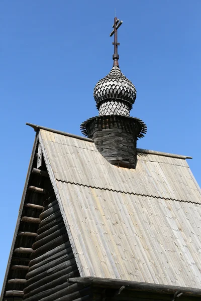 Houten kerk in Rusland Joerjev-Polski — Stockfoto