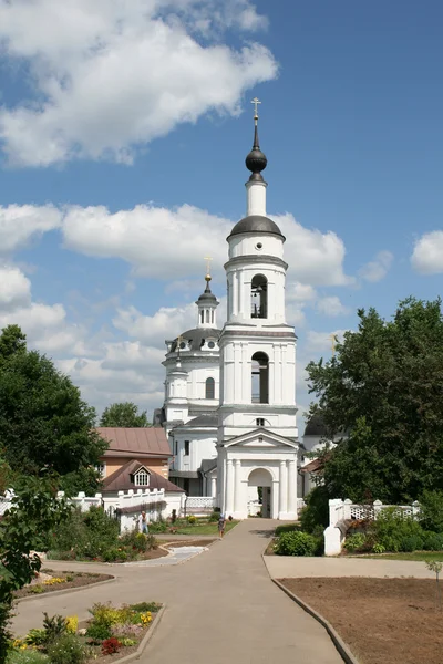Kloster i maloyaroslavets Ryssland — Stockfoto