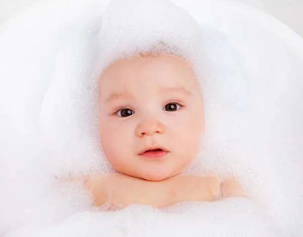 婴儿洗澡 — 图库照片