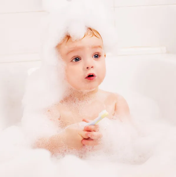 Lavarsi i denti del bambino — Foto Stock