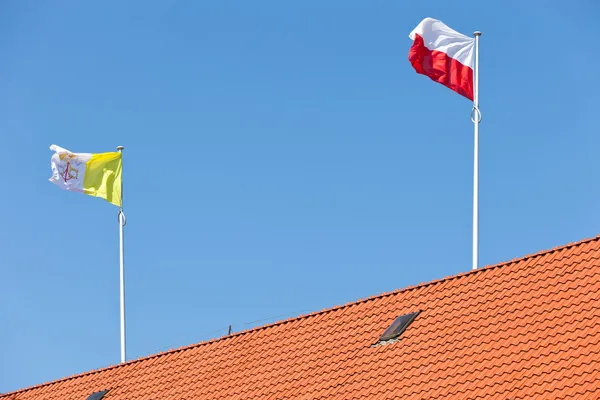Bandeira do Vaticano e da Polónia — Fotografia de Stock