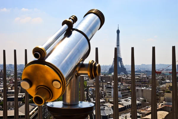 Teleskop med Eiffeltornet — Stockfoto