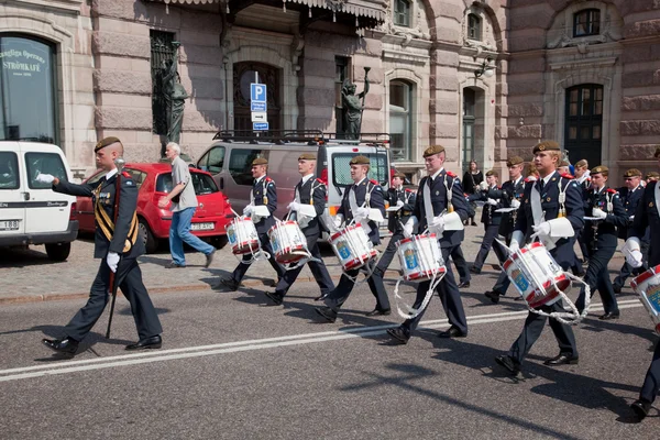 Stockholm, Suède. Un changement quotidien de garde royale . — Photo