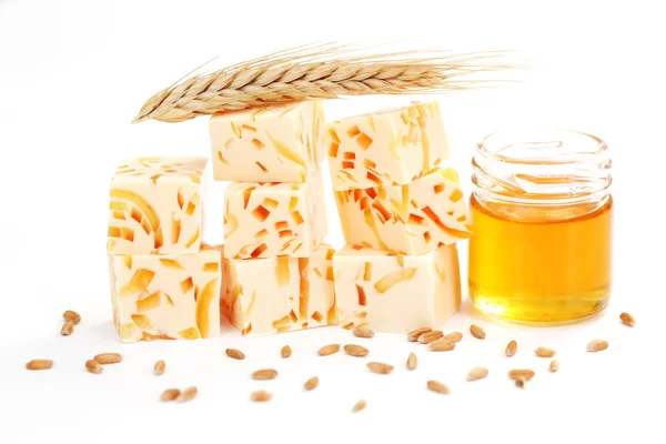 Trigo e mel sabão — Fotografia de Stock