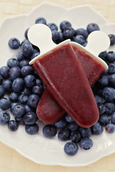 Blueberry ice cream — Stock Photo, Image