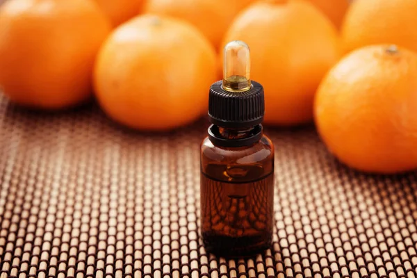 Tangerine etherische olie — Stockfoto