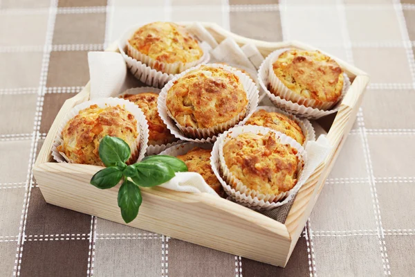 Muffins con jamón y queso —  Fotos de Stock