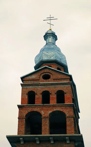 Antigua iglesia ortodoxa en algún lugar de Ucrania — Foto de Stock