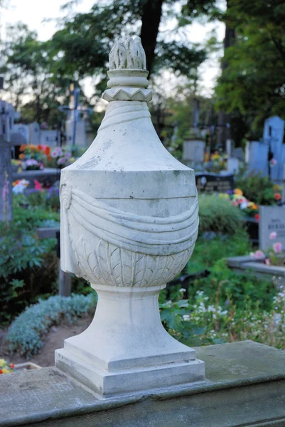 Old stone vase — Stock Photo, Image