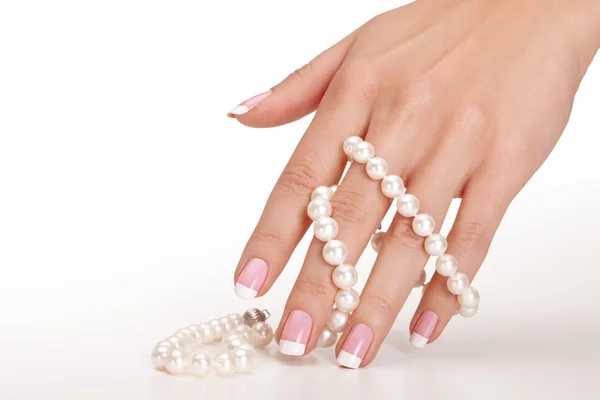 Perle und Hände — Stockfoto