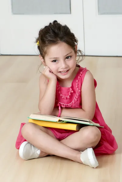 Preschooler with book — Stock Photo, Image
