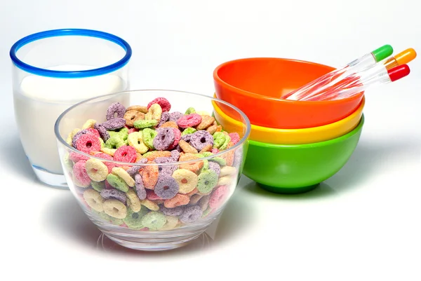 Cereales multicolores sobre fondo blanco —  Fotos de Stock