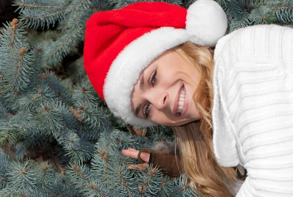 Noel Baba kırmızı şapkalı portre güzellik kız — Stok fotoğraf
