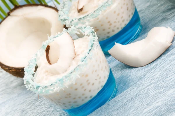 stock image Coconut pudding with tapioca pearls and litchi jelly