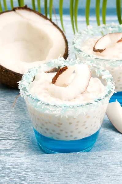 stock image Coconut pudding with tapioca pearls and litchi jelly