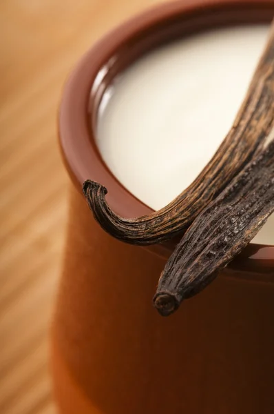 Desszert édes vanília puding — Stock Fotó