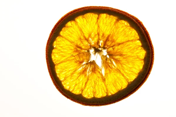 Rodajas de naranja secas aisladas sobre fondo blanco — Foto de Stock