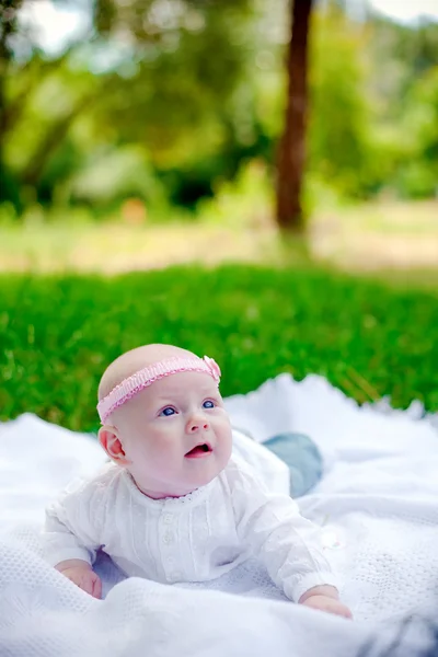 Little Girl With Pink Headband — Stock Photo, Image