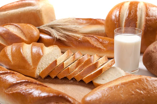 Pão e leite — Fotografia de Stock