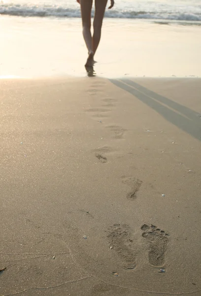 海滩上的脚印 — 图库照片