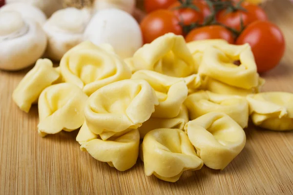 Italienska tortellini pasta — Stockfoto