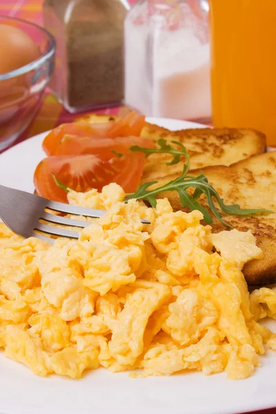 Scrambled eggs — Stock Photo, Image