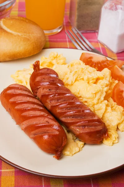 Fried sausage and scrambled eggs — Stock Photo, Image