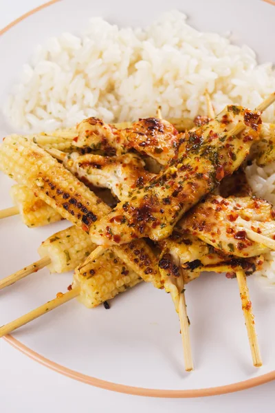 Chicken and baby corn skewer — Stock Photo, Image