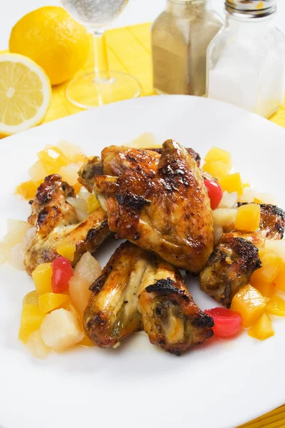 Honey glazed chicken wings — Stock Photo, Image