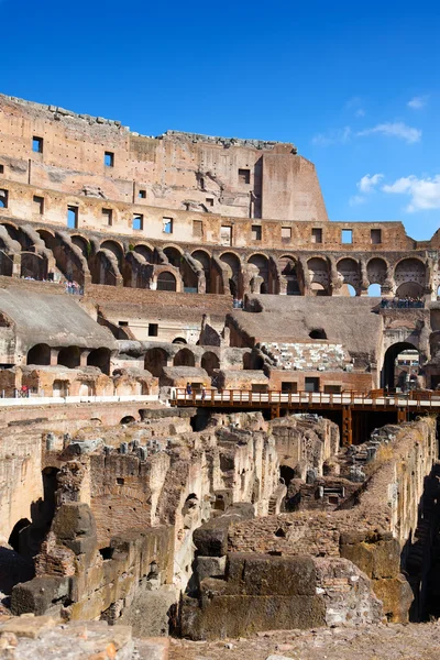 Італія. Рим. Стародавні знаменитого Колізею — стокове фото