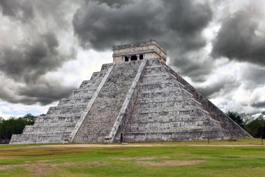 Kukulkan Pyramid in Chichen Itza on the Yucatan clipart