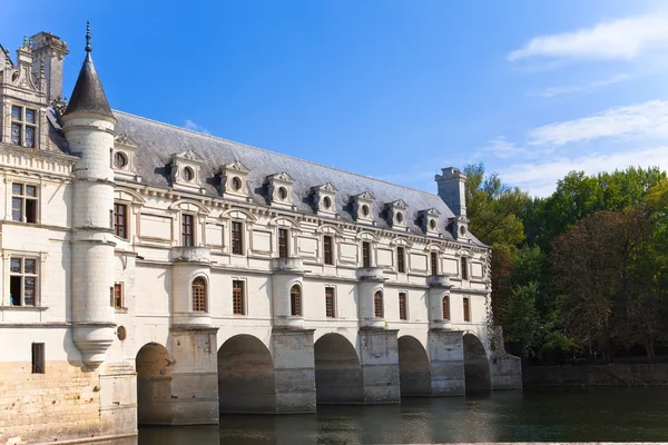 Castle of a valley of the river Loire. France. Chateau de Chenonceau — Stock Photo, Image