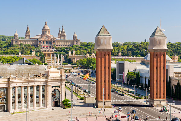 Placa Espanya en Barcelona y Palacio Nacional — Foto de Stock